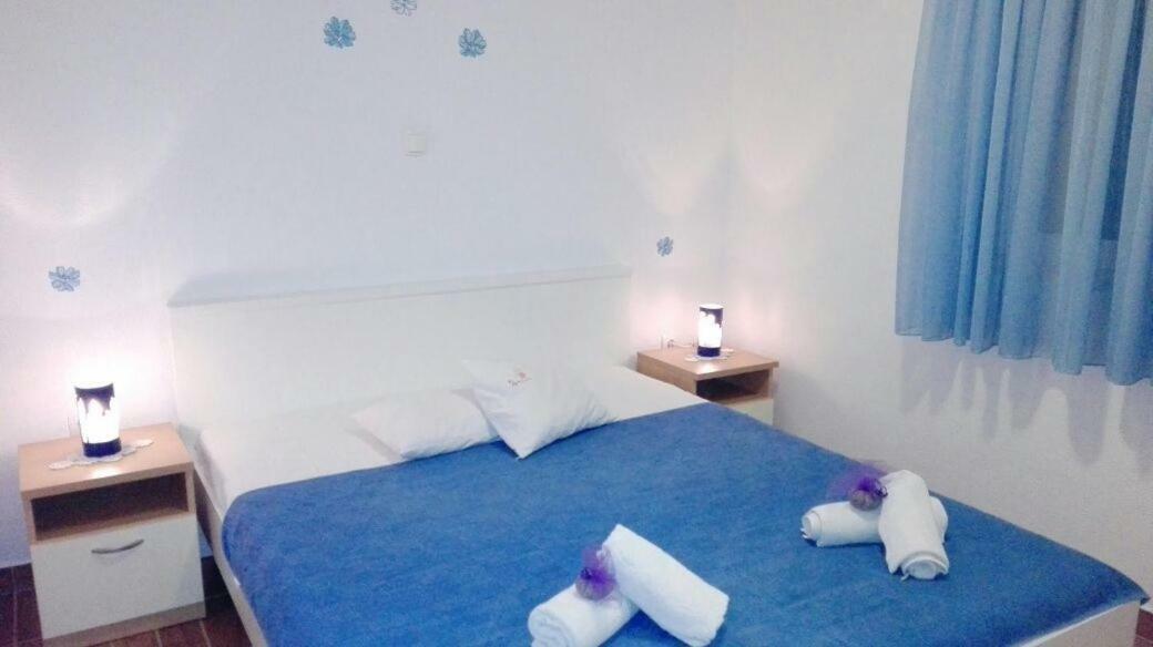 Apartment Peris Sevid Buitenkant foto